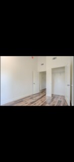 Building Photo - 728 Desire St
