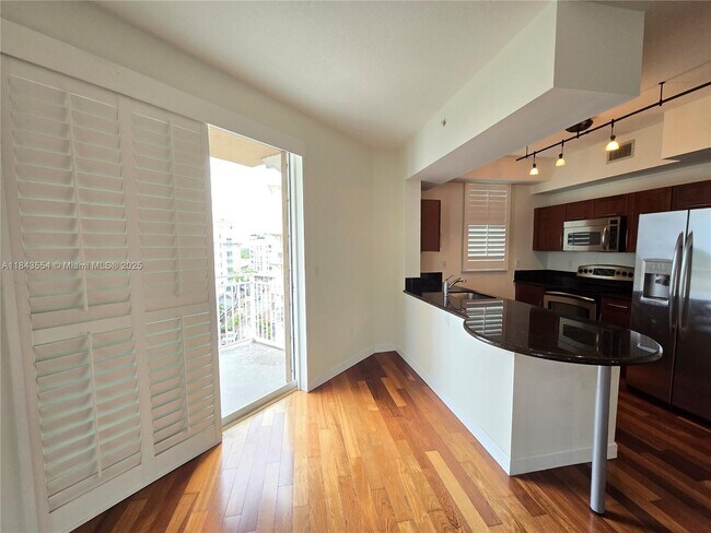 Building Photo - 7275 SW 89th St