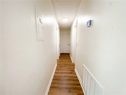 Building Photo - 962 Farwell Dr
