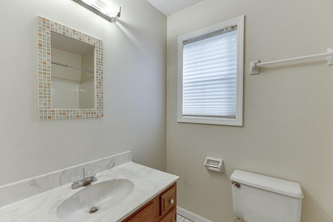 Building Photo - 5168 Laurel Bridge Ct SE