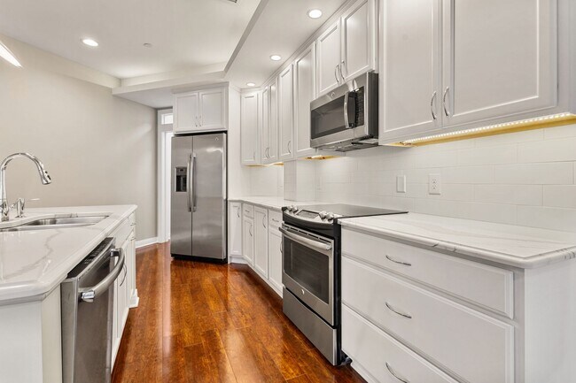 Building Photo - $1200 off a 12 month lease