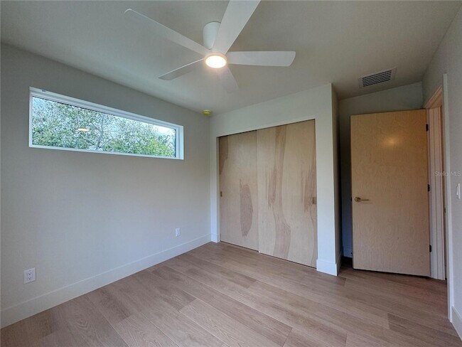 Building Photo - 150 51st St N