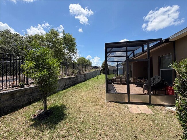 Building Photo - 5265 Cortland Dr