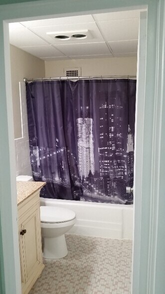 Building Photo - 2834 Atlantic Ave