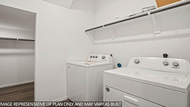 Building Photo - 27507 Hudson Sands Ln