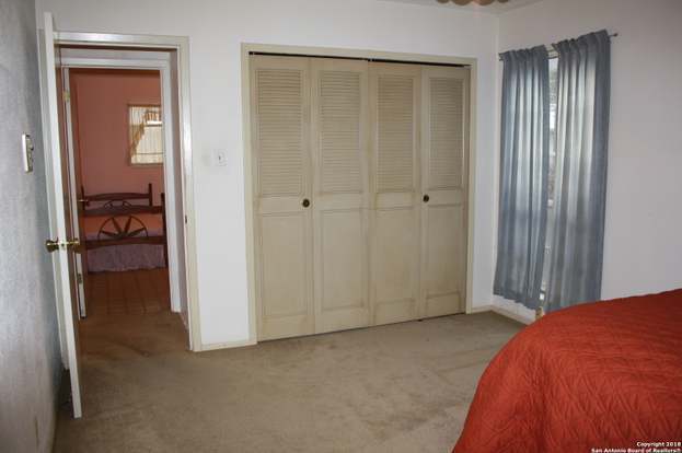 Building Photo - 6614 Cedar Hill