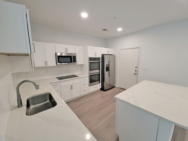 Interior Photo - Pavilion Apartments at Inwood Village