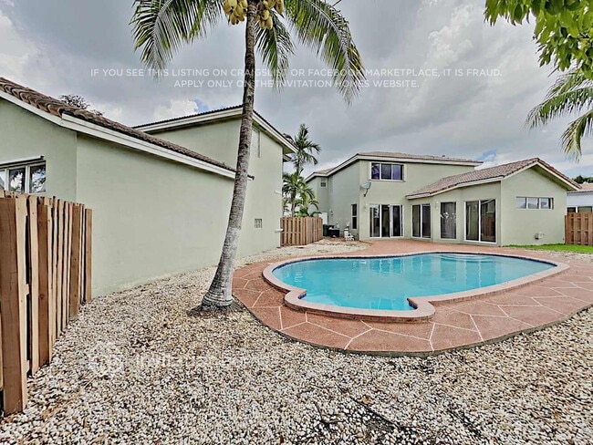 Building Photo - 15678 SW 112th Dr