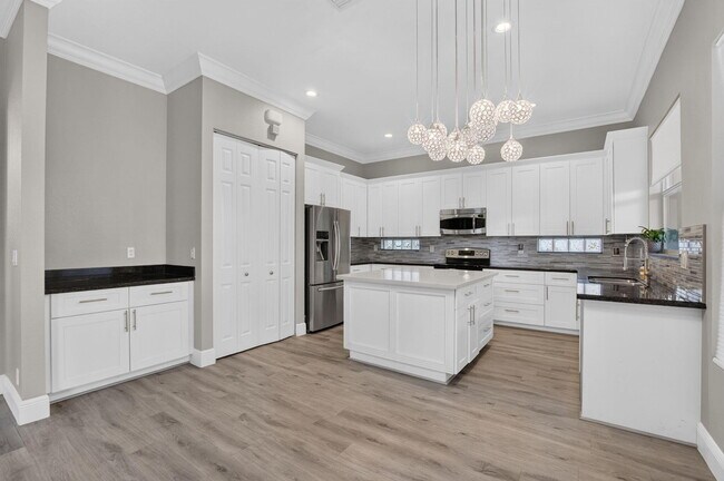Building Photo - 4210 Key Lime Blvd