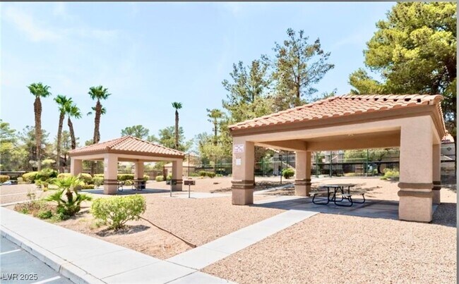 Building Photo - 9070 Spring Mountain Rd