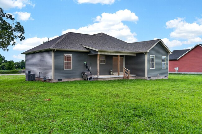 Building Photo - 239 Middlebrook Ln
