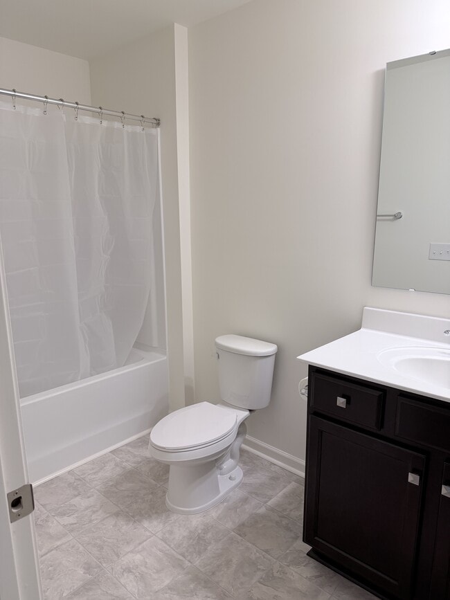 Building Photo - 5148 Reedy Fork School Rd