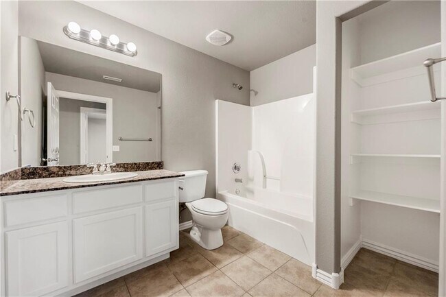 Building Photo - 263 Copper Oaks Dr