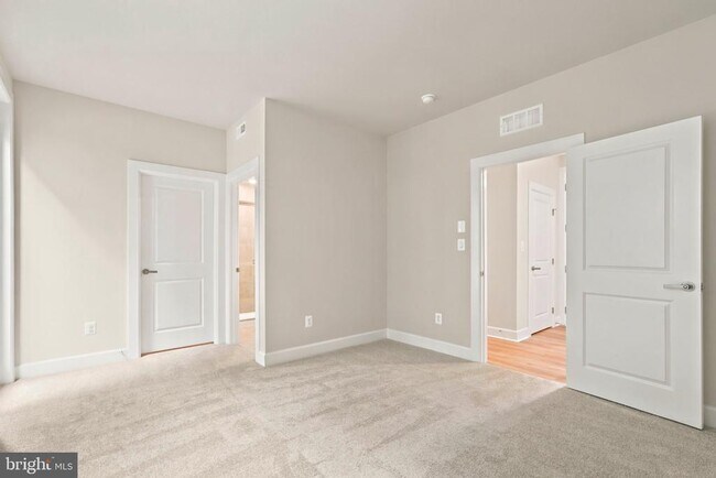 Building Photo - 11152 Lanier Farm Lp