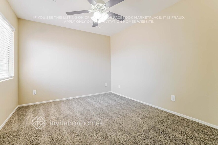 Building Photo - 39618 N Webb Cir