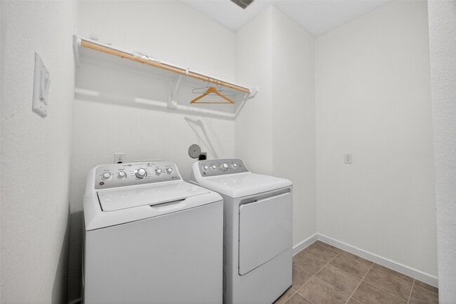 Building Photo - 9627 Starry Eyes Ln