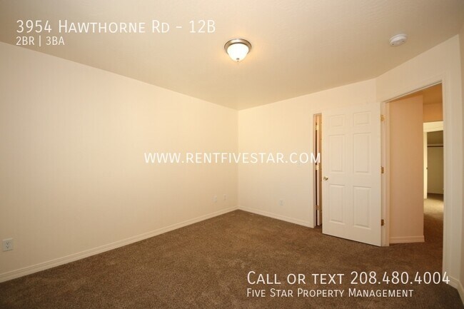 Building Photo - 3954 Hawthorne Rd