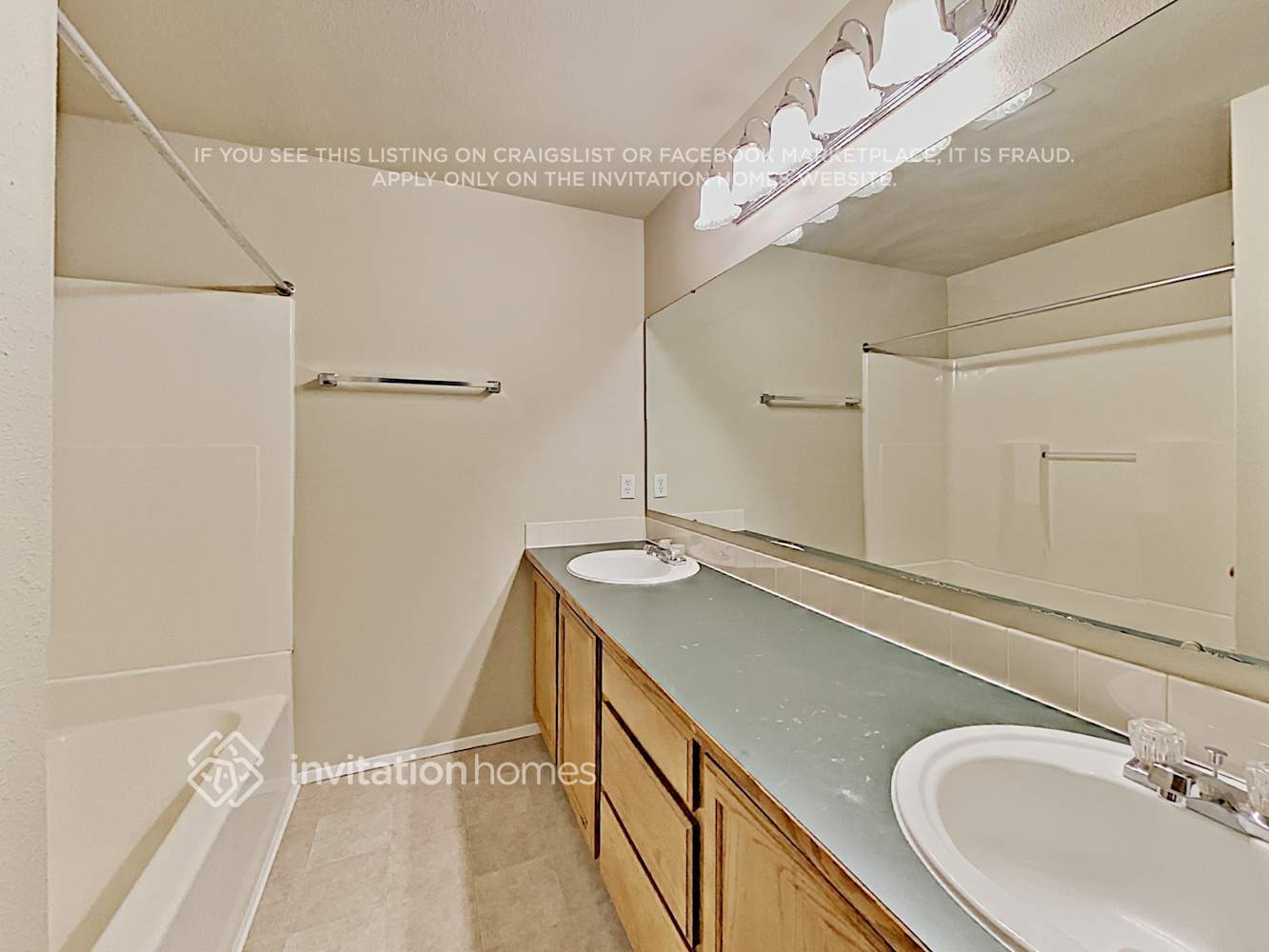 Building Photo - 19310 75th Ave E