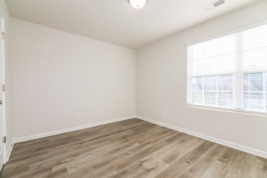 Building Photo - 324 Rustling Way