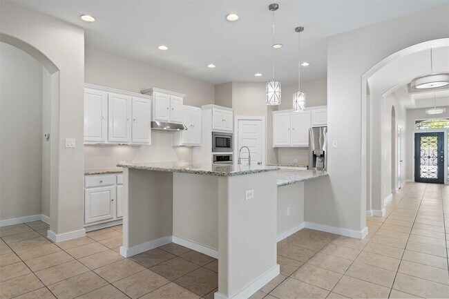 Building Photo - 19604 Moorlynch Ave