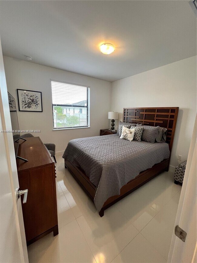 Building Photo - 11745 SW 106th Terrace