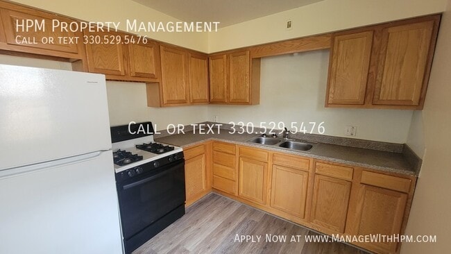 Building Photo - 544 Baltimore Ave