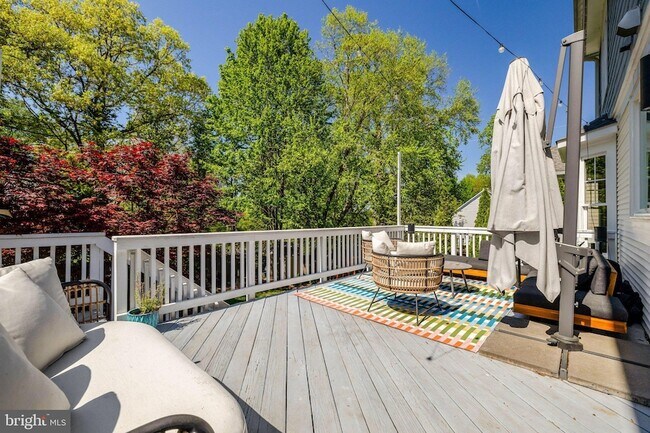 Building Photo - 1926 Poole Ln