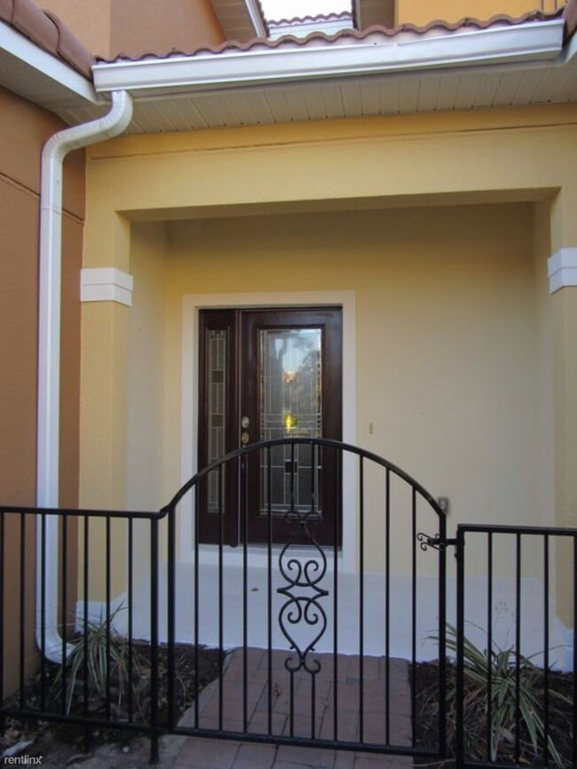 Building Photo - 644 Venice Place