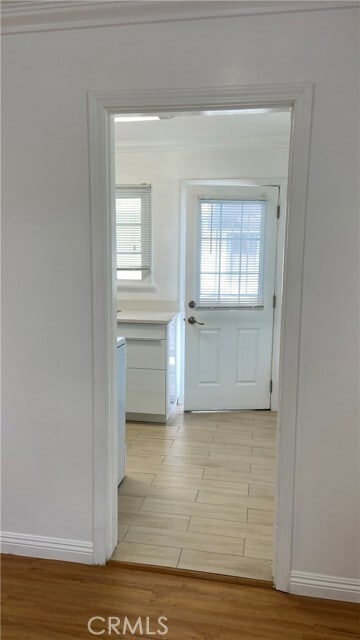 Building Photo - 8437 Lilienthal Ave