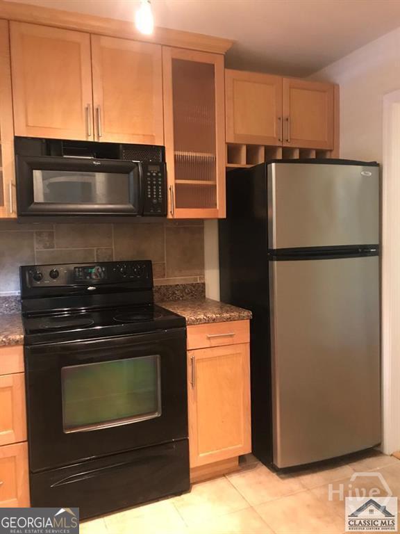 Building Photo - 1055 Baxter St