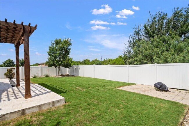 Building Photo - 11104 Mickelson Dr