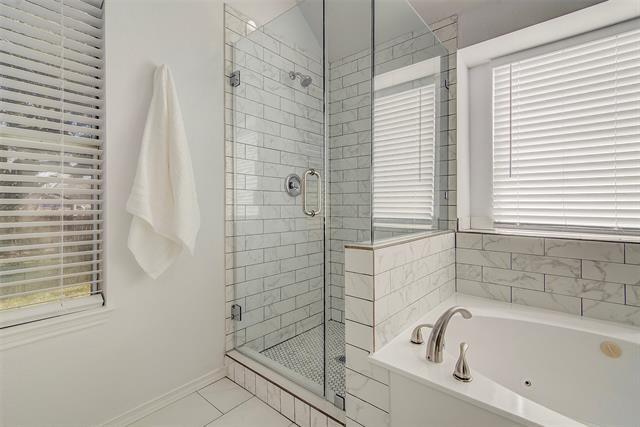 Building Photo - 815 Fairlawn St