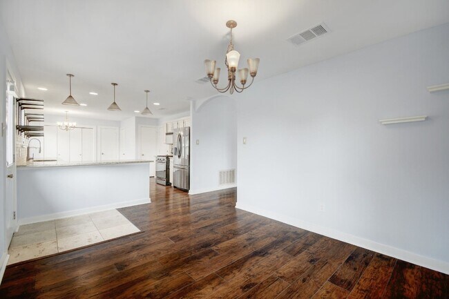 Building Photo - 14311 Kincheloe St