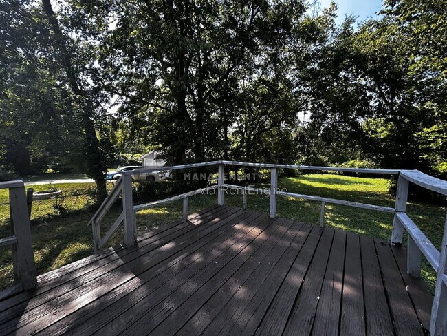 Building Photo - 1555 Salerno Dr