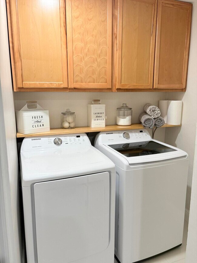 Building Photo - 270 NE 45th St