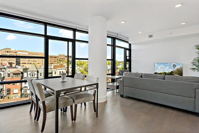 Building Photo - 2007 Vermont Ave NW