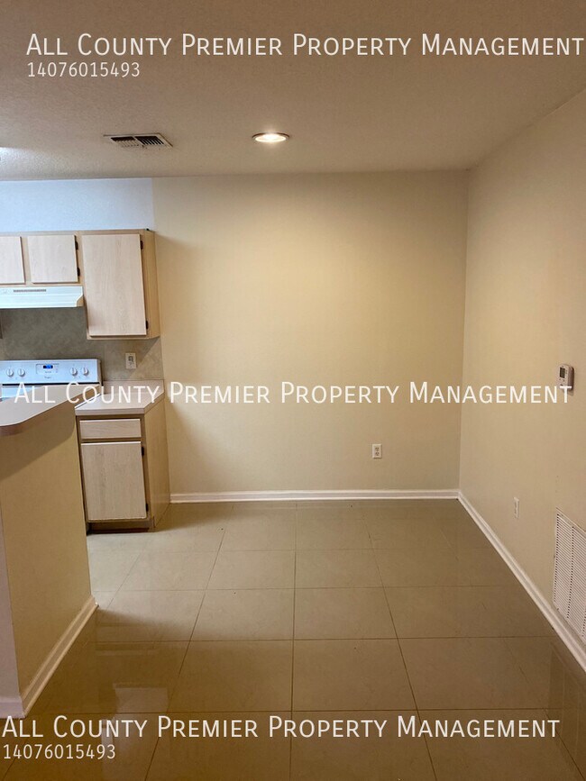 Building Photo - 4348 S Kirkman Rd