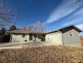 Building Photo - Gorgeous Remodeled 3-Bedroom Home in Lakewood!!
