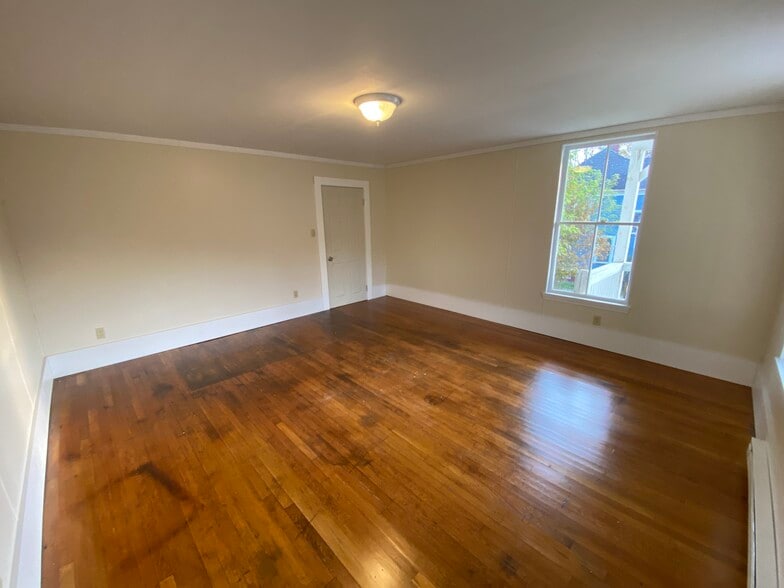 Bedroom - 187 Main St