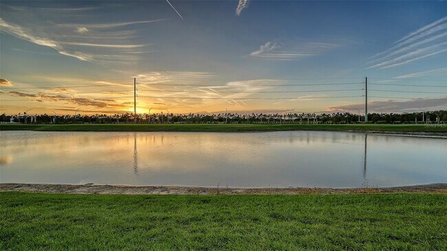 Building Photo - 5612 Lightning Whelk Ln