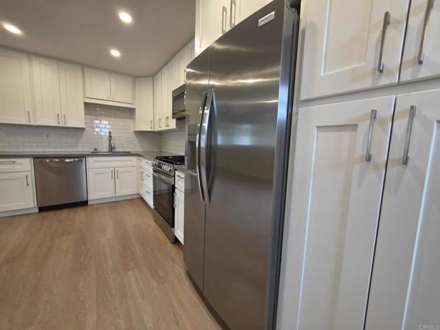 Building Photo - 10579 Oak Creek Dr