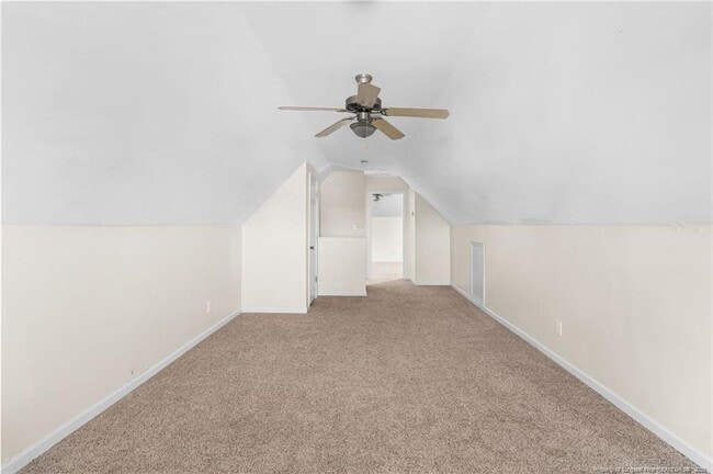 Building Photo - 175 Ranier Dr