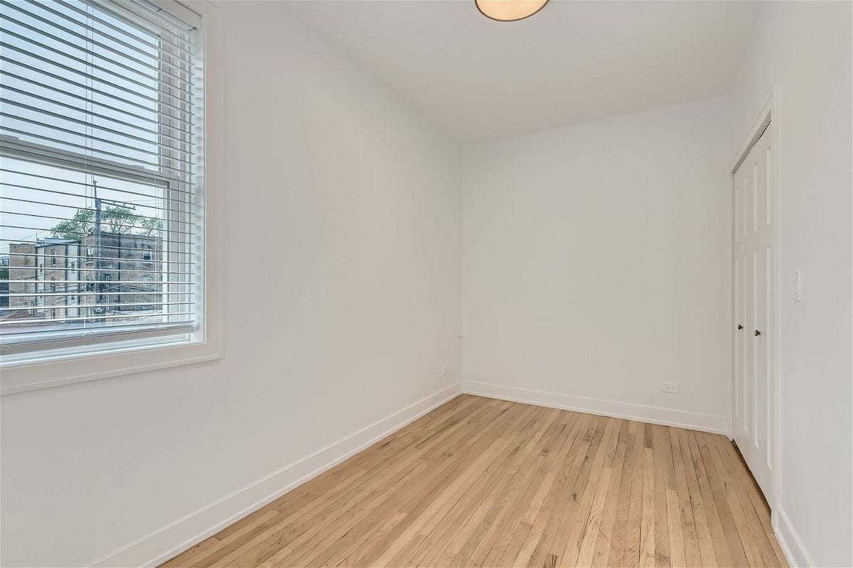 Building Photo - 2604 N Springfield Ave