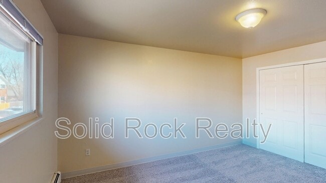 Building Photo - 1801 Eagle View Dr