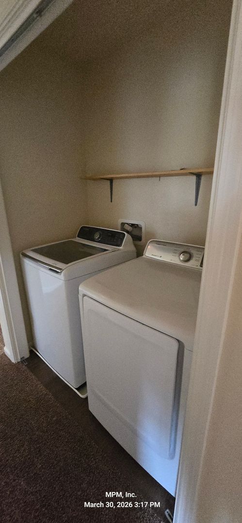 Building Photo - 3 bed 2 bath north end of town