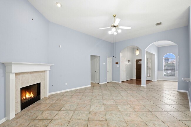 Building Photo - 20714 Delta Wood Trail