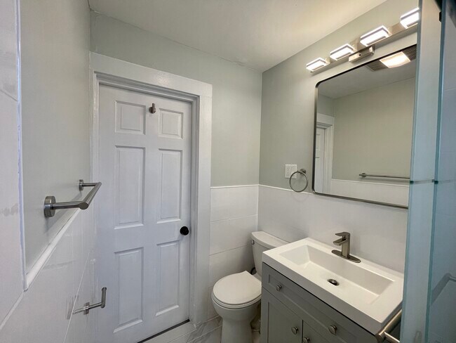 Bathroom - 3 Brookvale St