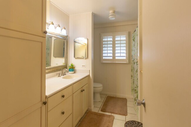 Building Photo - 3 Bed/2 Bath Laie Home with big yard and bonus space