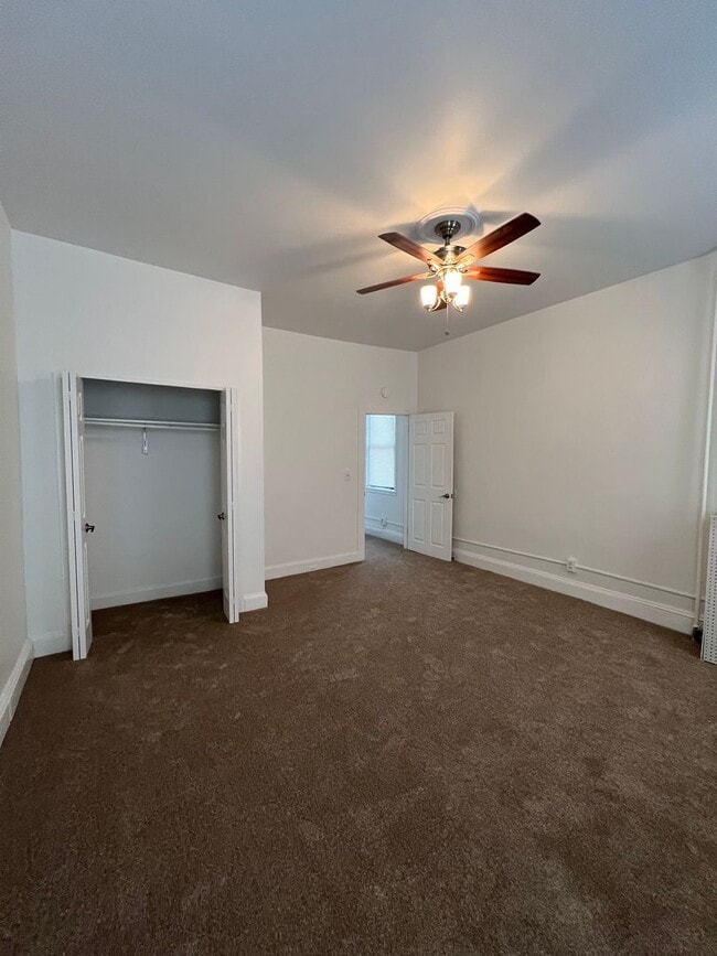 Building Photo - 1 Bedroom w/ Den in Federal Hill