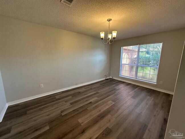 Building Photo - 9137 Daytona Dr